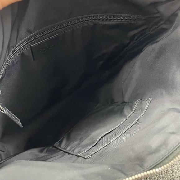 100% Authentic Gucci Web GG Supreme Messenger Crossbody Bag - Picture 11 of 15